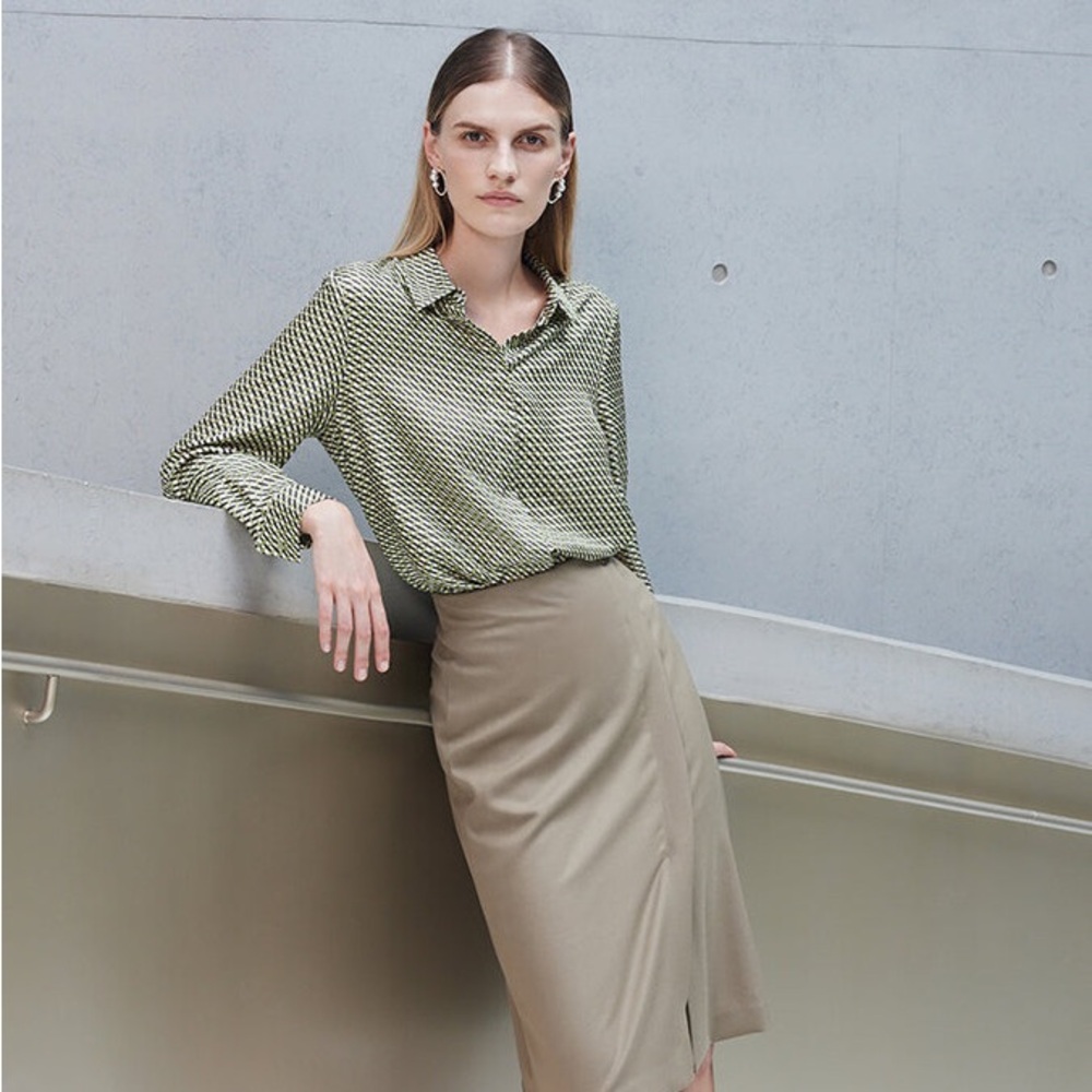 Goelia 14 Momme Silk Printed Shirt